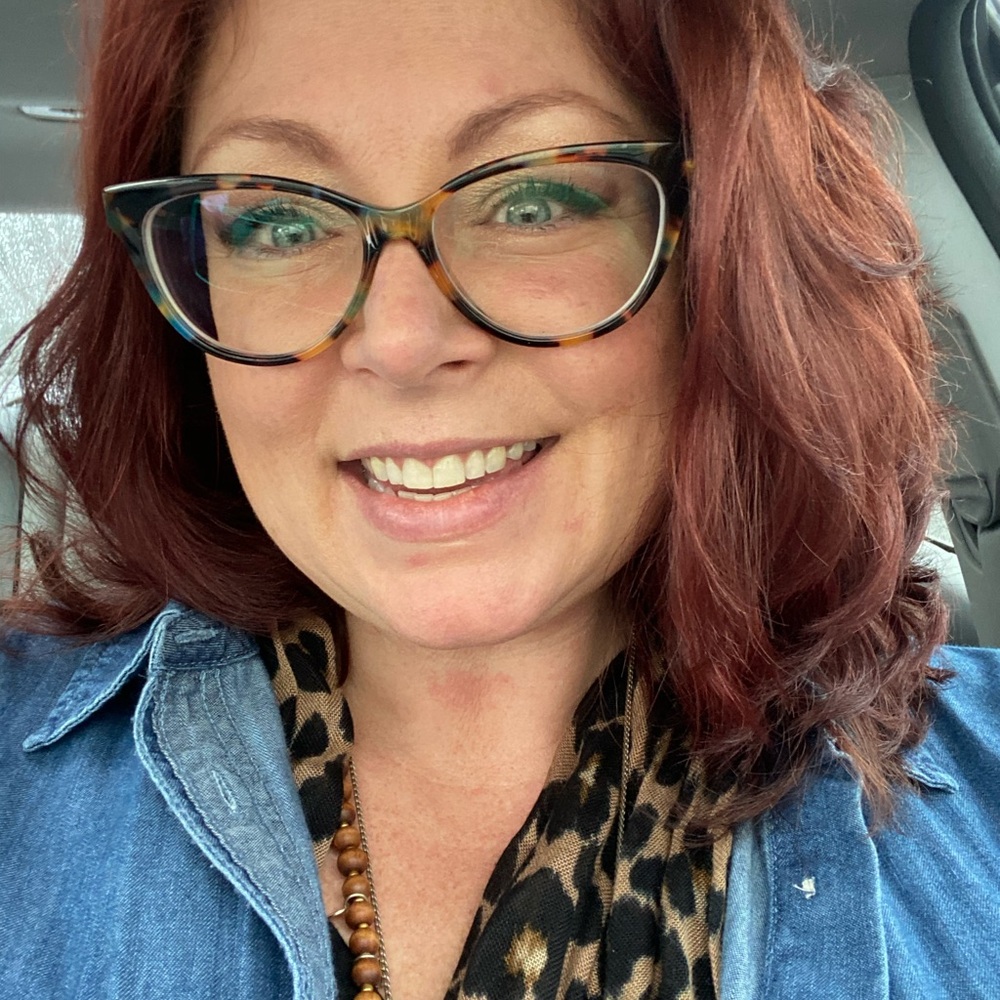 Meet your Posher, Roxanne